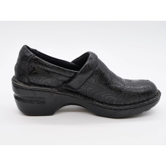 Boc Clogs Womens 6 Black Faux Leather Embossed Tooled Slip On Comfort Shoes - Picture 3 of 11